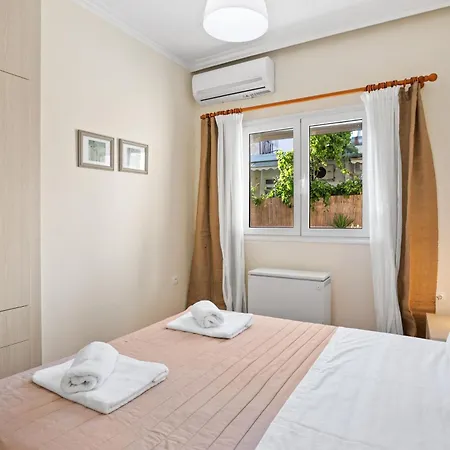 Apartment Dragonfly In Chania